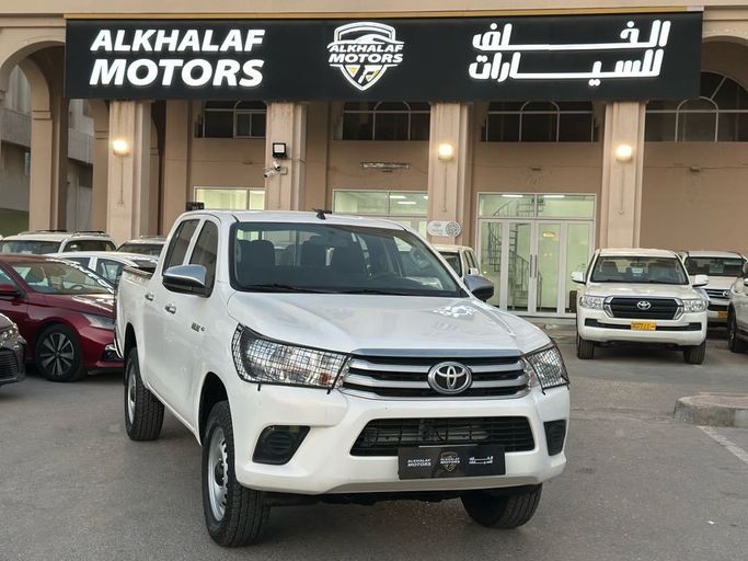 مستعملة Toyota Hilux ثامناً, 2.4 l, 2021 في في عمان, المسكات عنب طيب الشذا من ALKHALAF MOTORS، اللون أبيض. مواصفات الخليج | AUTO.AE | إعلان #252741
