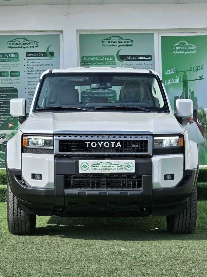 Новый Toyota Land Cruiser Prado 250 Series, 2.4 л, 2026 в Оман, Маскат от AL HOSNI MOTORS Белый цвет. GCC | AUTO.AE | Объявление #251063