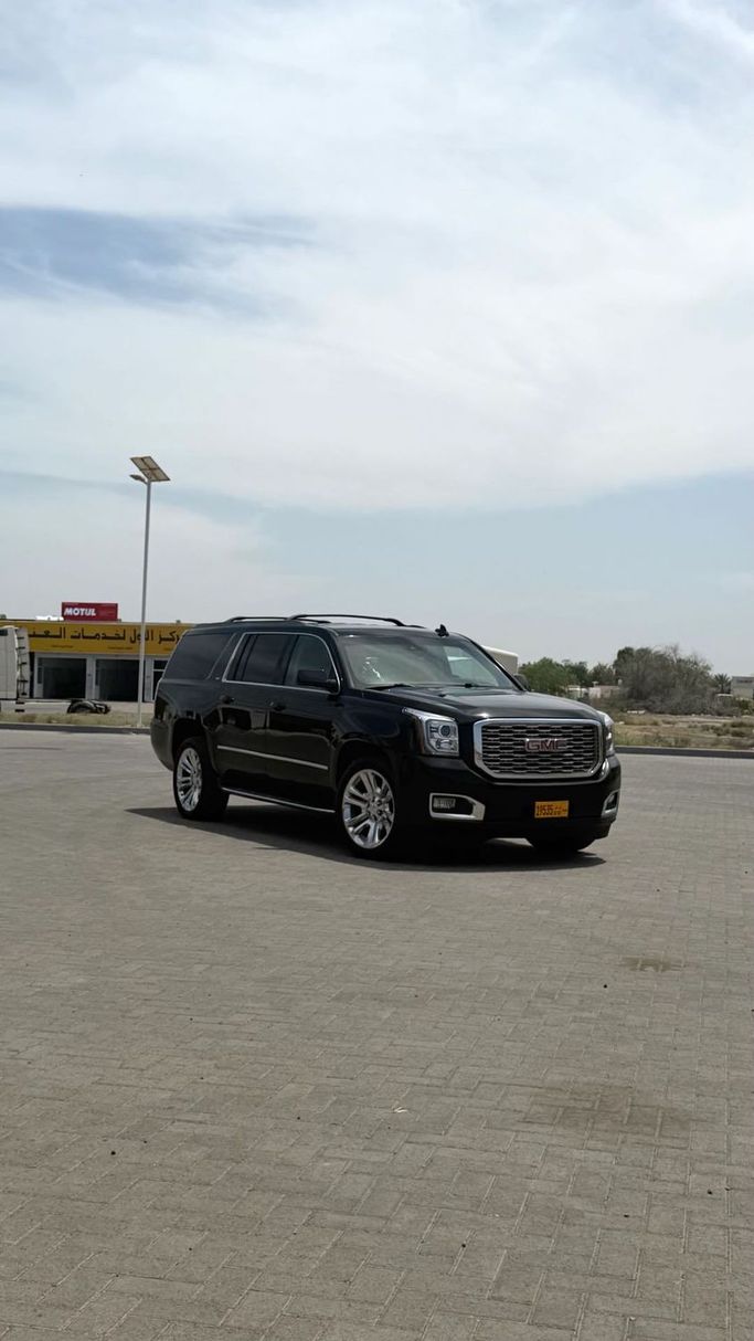 مستعملة GMC Yukon IV (GMT K2UG), 5.3 l, 2019 في في عمان, صحار من MAHFOODH AL MAQBALI، اللون أسود. مواصفات الخليج | AUTO.AE | إعلان #254790
