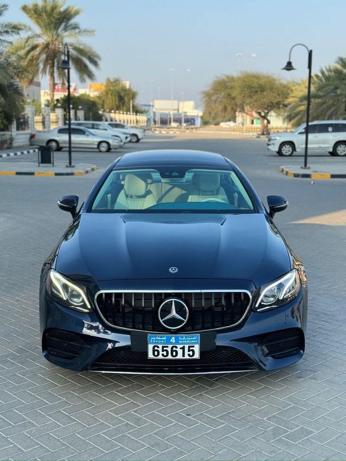 مستعملة Mercedes-Benz E-Class 400 V (W213، S213، C238), 3.0 l, 2018 في في عمان, صحار من CRYSTAL CARS، اللون أزرق داكن. مواصفات الخليج | AUTO.AE | إعلان #254698