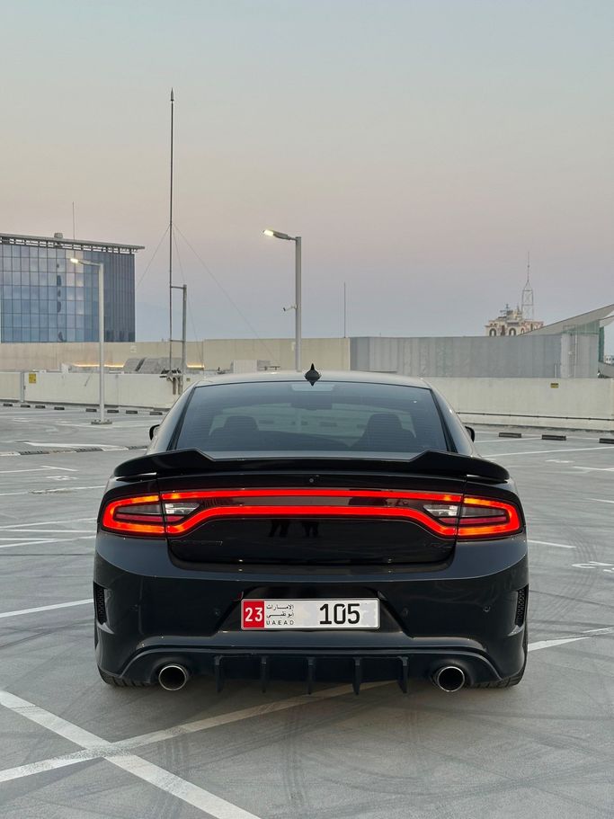 Подержанный Dodge Charger R_T VII (LD) Рестайлинг, 5.7 л, 2019 в ОАЭ, Рас-эль-Хайма Черный цвет. Американская | AUTO.AE | Объявление #279081
