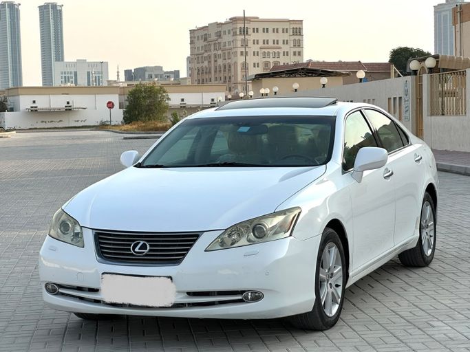 مستعملة Lexus ES 350 V, 3.5 l, 2007 في في رأس الخيمة، اللون أبيض. مواصفات الخليج | AUTO.AE | إعلان #273095