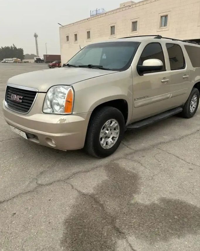 مستعملة GMC Yukon XL III (GMT900), 5.3 l, 2008 في في المملكة العربية السعودية, الجبيل من معرض جزيرة العرب للسيارات، اللون ذهبي. مواصفات الخليج | AUTO.AE | إعلان #268671