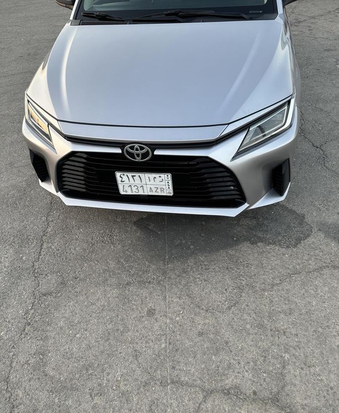 Used Toyota Yaris IV (AC100), 1.3 l, 2024 in Saudi Arabia, Al Jubayl by معرض جزيرة العرب للسيارات, Silver color.  | AUTO.AE | Listing #296384 — photo 14 of 35