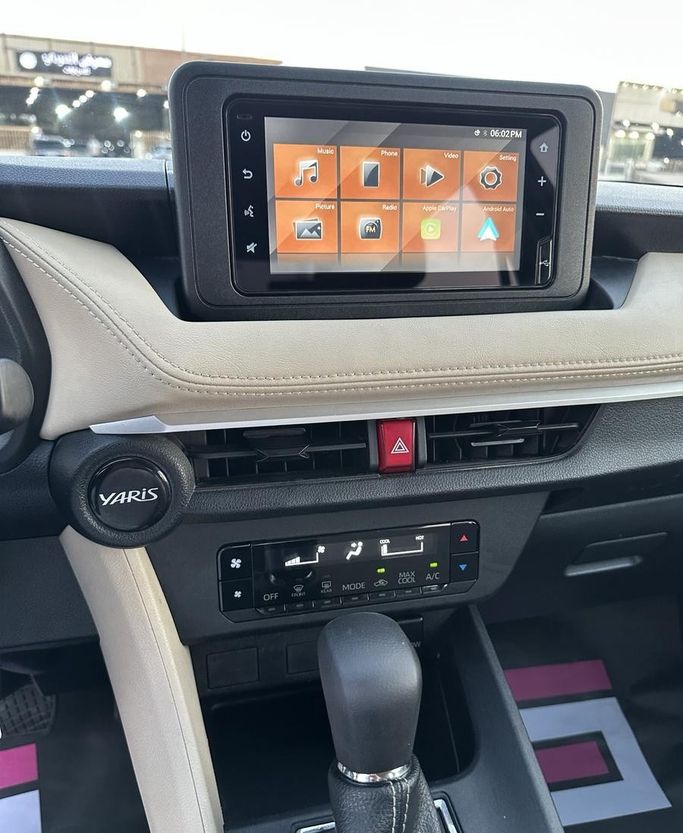 Used Toyota Yaris IV (AC100), 1.3 l, 2024 in Saudi Arabia, Al Jubayl by معرض جزيرة العرب للسيارات, Silver color.  | AUTO.AE | Listing #296384 — photo 33 of 35
