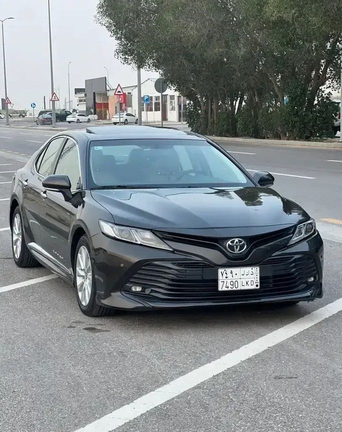 Подержанный Toyota Camry VIII (XV70) Рестайлинг, 2.5 л, 2020 в Саудовская Аравия, Аль Мубарраз от معرض احمد عبدالله المبارك للسيارات Серый цвет. GCC | AUTO.AE | Объявление #269914