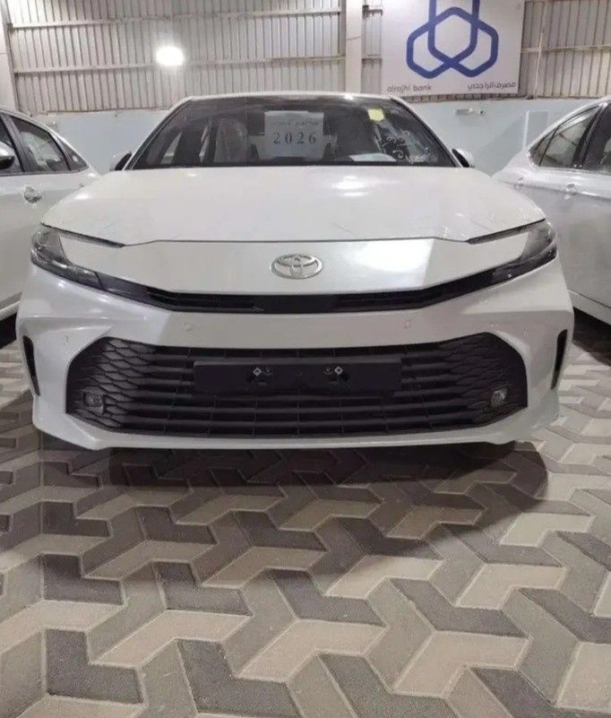 جديدة Toyota Camry التاسع (XV80), 2.5 l, 2026 في في المملكة العربية السعودية, المبرز من معرض شبة الجزيرة للسيارات، اللون أبيض. مواصفات الخليج | AUTO.AE | إعلان #272395