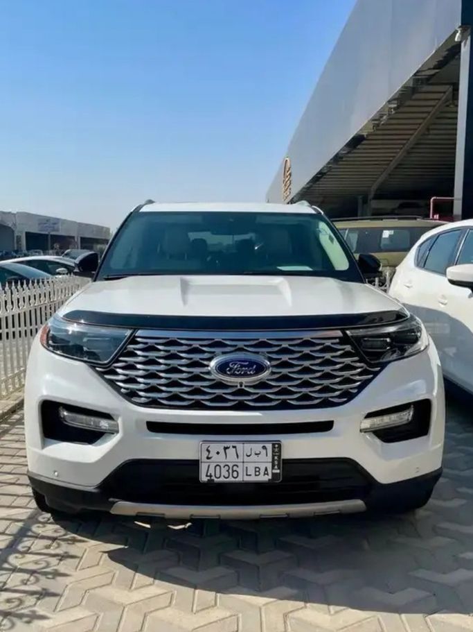 مستعملة Ford Explorer سادساً, 3.3 l, 2020 في في المملكة العربية السعودية, القطيف من معارض ال حمزة للسيارات الدمام -القطيف، اللون أبيض. المواصفات الأمريكية | AUTO.AE | إعلان #267550