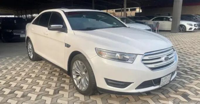 Used Ford Taurus VI Facelift, 3.5 l, 2019 in Saudi Arabia, Al Qaţīf by معارض ال حمزة للسيارات الدمام -القطيف, White color.  | AUTO.AE | Listing #267499