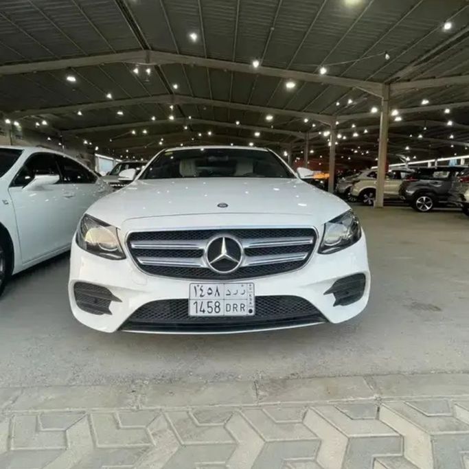 Подержанный Mercedes-Benz E-Class 200 V (W213, S213, C238), 2.0 л, 2017 в Саудовская Аравия, Аль-Катиф от معارض ال حمزة للسيارات الدمام -القطيف Белый цвет. Американская | AUTO.AE | Объявление #267061