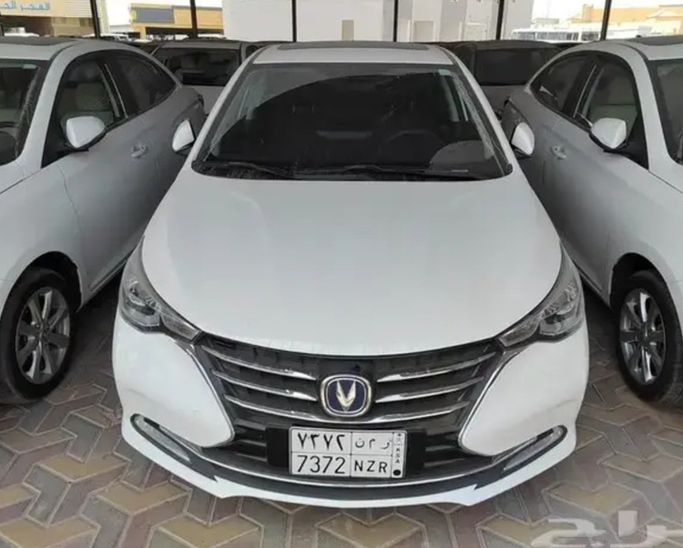 جديدة Changan Alsvin, 1.5 l, 2025 في في المملكة العربية السعودية, الدمام من معرض أبو سيف الشهري للسيارات، اللون أبيض.  | AUTO.AE | إعلان #264631
