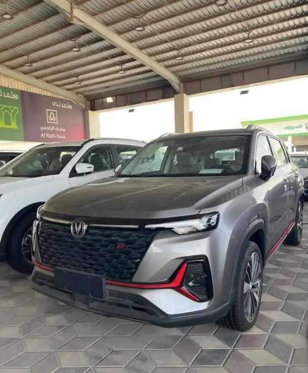 جديدة Changan CS35PLUS أنا فيس ليفت, 1.4 l, 2024 في في المملكة العربية السعودية, الدمام من معرض مجموعة الفجر الجديد للسيارات، اللون فضي.  | AUTO.AE | إعلان #259002