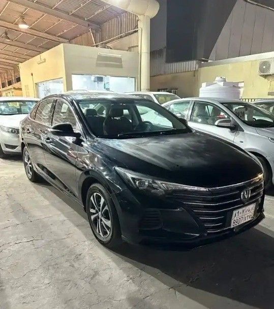Подержанный Changan Eado Plus, 1.4 л, 2023 в Саудовская Аравия, Даммам от معرض اعتماد الشرقية للسيارات Черный цвет.  | AUTO.AE | Объявление #262046
