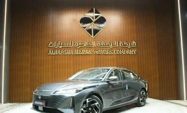 جديدة Changan Eado Plus, 1.4 l, 2026 في في المملكة العربية السعودية, الدمام من الرفقة الفاخرة للسيارات، اللون رمادي.  | AUTO.AE | إعلان #262836