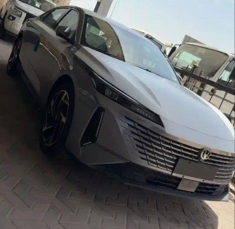 جديدة Changan Eado ثالثاً فيس ليفت, 1.5 l, 2026 في في المملكة العربية السعودية, الدمام من معرض الإنجاز للسيارات، اللون رمادي. مواصفات الخليج | AUTO.AE | إعلان #260765