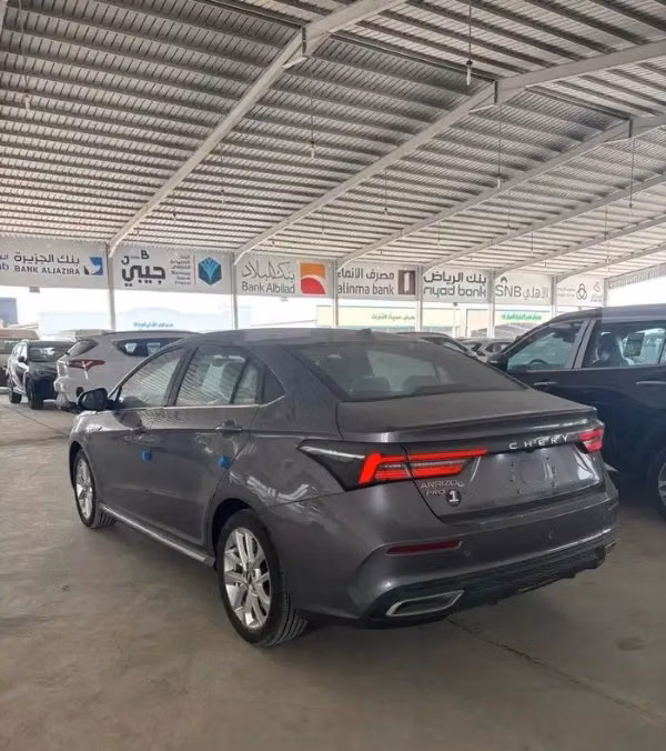 جديدة Chery Arrizo 6 I، 1.5 لتر، 2025 في المملكة العربية السعودية، الدمام من معرض ون كارز للسيارات One Cars، اللون رمادي.  | AUTO.AE | إعلان #295760 — صورة 5 من 8