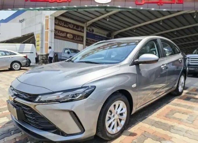 New ⁦Chevrolet Cruze III, 1.5 l, 2027⁩ in Saudi Arabia, Dammam by معرض دليل المملكة للسيارات dalil almamlakah, Silver color.  | AUTO.AE | Listing #279865