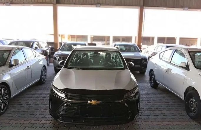 Новый Chevrolet Cruze III, 1.5 л, 2027 в Саудовская Аравия, Даммам от معرض مركبة العز Черный цвет.  | AUTO.AE | Объявление #295913 — фото 2 из 8