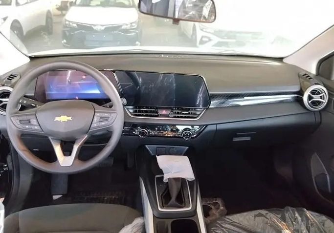 Новый Chevrolet Cruze III, 1.5 л, 2027 в Саудовская Аравия, Даммам от معرض مركبة العز Черный цвет.  | AUTO.AE | Объявление #295913 — фото 7 из 8