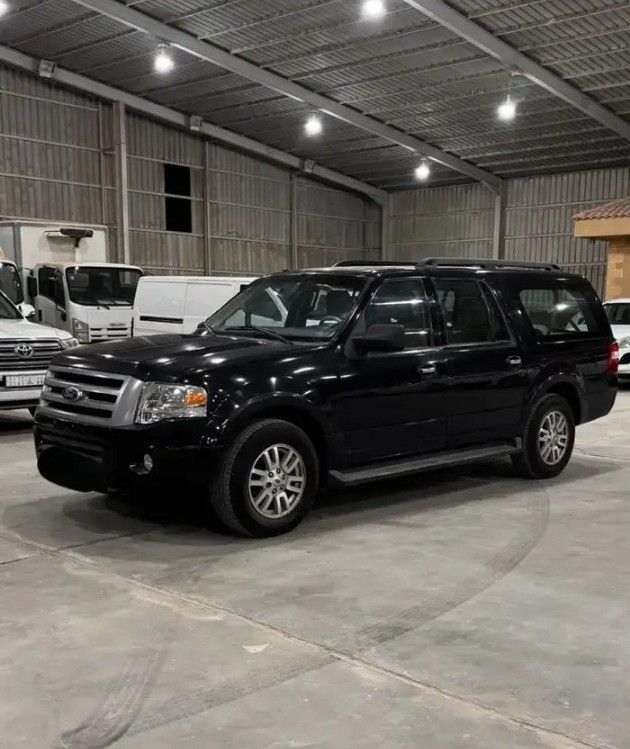 مستعملة Ford Expedition ثالثاً, 5.4 l, 2011 في في المملكة العربية السعودية, الدمام من معرض سطام الزعبي للسيارات، اللون أسود.  | AUTO.AE | إعلان #263425