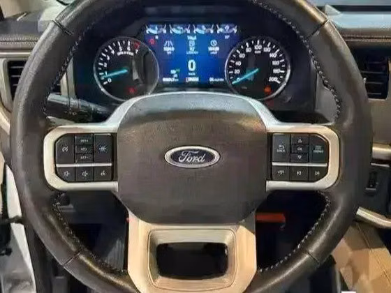 Used Ford Expedition IV Facelift, 3.5 l, 2024 in Saudi Arabia, Dammam by معرض الخشيبان للسيارات, White color.  | AUTO.AE | Listing #295478 — photo 9 of 13