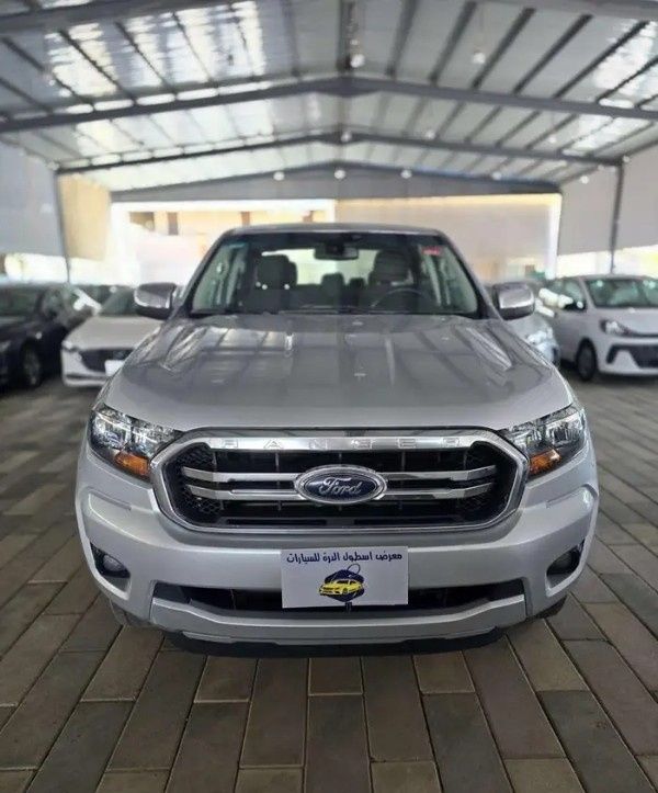 Подержанный Ford Ranger T6 Рестайлинг 2, 2.0 л, 2022 в Саудовская Аравия, Даммам от معرض اسطول الدرة للسيارات Серебристый цвет.  | AUTO.AE | Объявление #296036 — фото 3 из 15