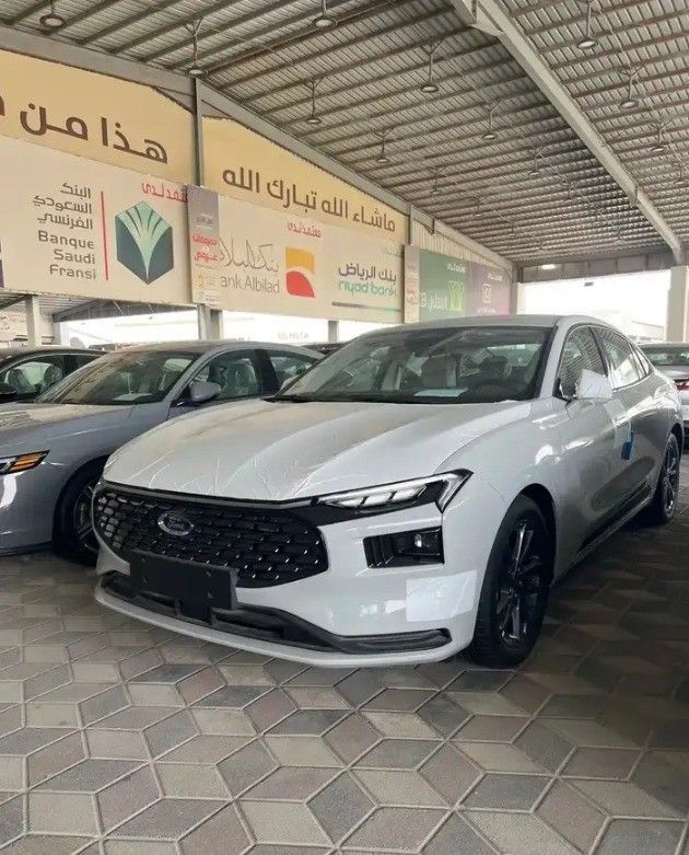 Новый Ford Taurus VII (CD4), 2.0 л, 2026 в Саудовская Аравия, Даммам от معرض مجموعة الفجر الجديد للسيارات Белый цвет.  | AUTO.AE | Объявление #258890
