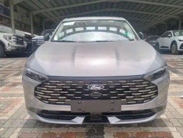 Новый Ford Taurus VII (CD4), 2.0 л, 2026 в Саудовская Аравия, Даммам от معرض دليل المملكة للسيارات dalil almamlakah Серый цвет. GCC | AUTO.AE | Объявление #259248