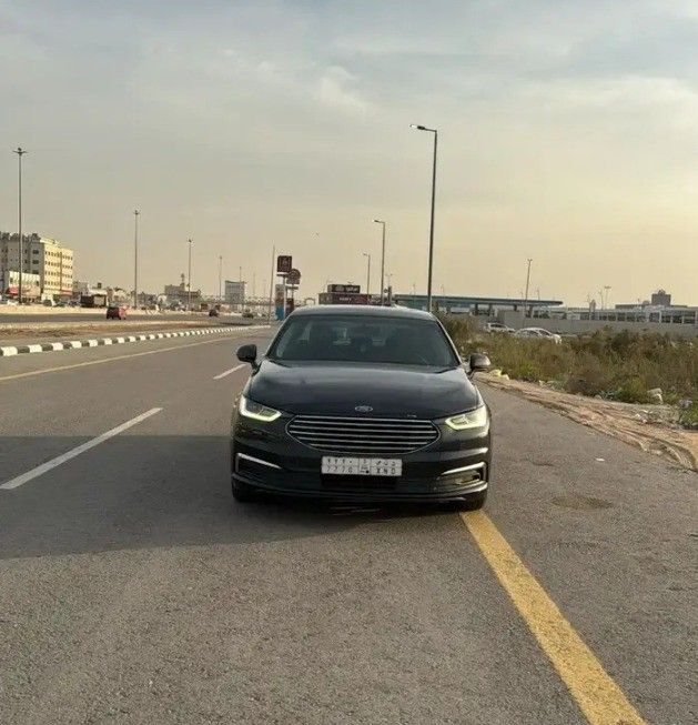مستعملة Ford Taurus China / GCC, 2.0 l, 2021 في في المملكة العربية السعودية, الدمام من معرض سطام الزعبي للسيارات، اللون أسود.  | AUTO.AE | إعلان #263471
