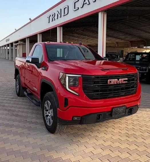مستعملة GMC Sierra فيس ليفت IV, 5.3 l, 2024 في في المملكة العربية السعودية, الدمام من معرض ترند كارز للسيارات، اللون أحمر. مواصفات الخليج | AUTO.AE | إعلان #259599