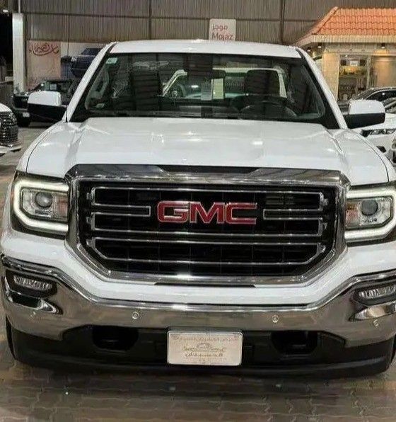 Used GMC Sierra III (K2XX) Facelift, 6.0 l, 2018 in Saudi Arabia, Dammam by معرض الخشيبان للسيارات, White color. GCC Specs | AUTO.AE | Listing #260305