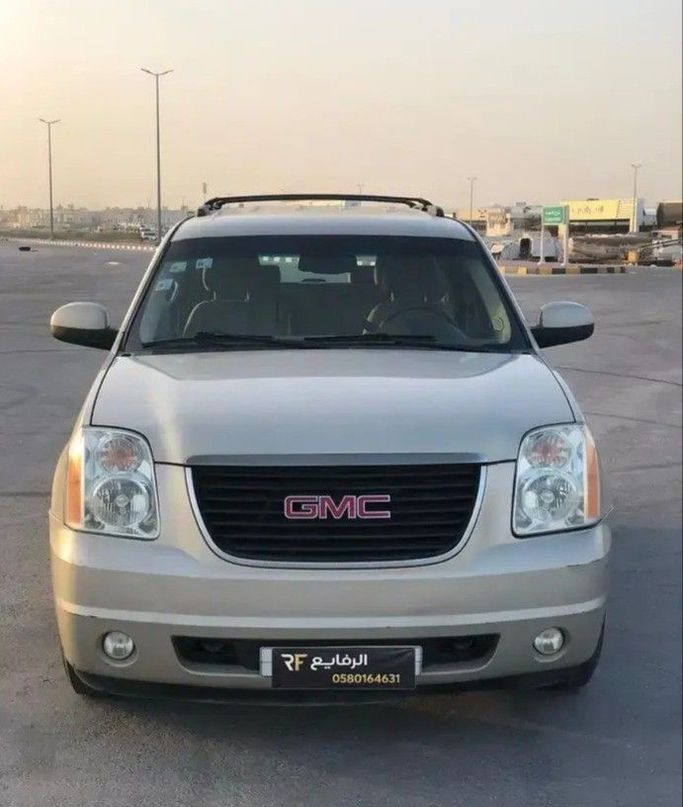 مستعملة GMC Yukon III (GMT900), 5.3 l, 2011 في في المملكة العربية السعودية, الدمام من معرض الرفاع الحديث، اللون برونزي. مواصفات الخليج | AUTO.AE | إعلان #260679