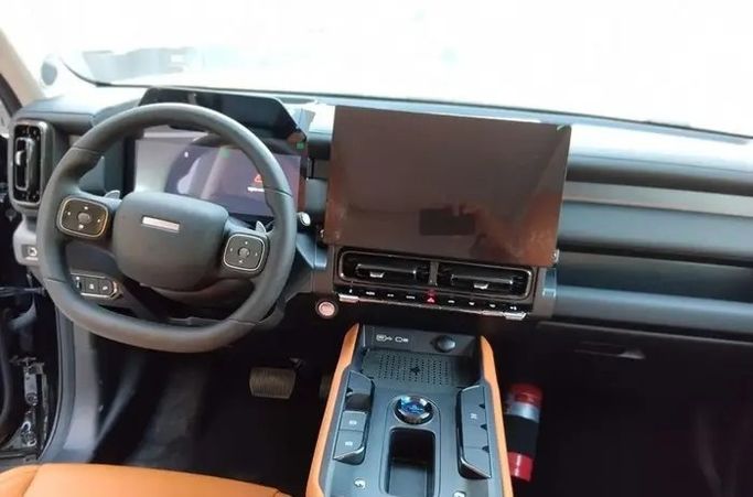 Новый Haval V7 I, 2.0 л, 2027 в Саудовская Аравия, Даммам от معرض مركبة العز Черный цвет.  | AUTO.AE | Объявление #295850 — фото 7 из 14