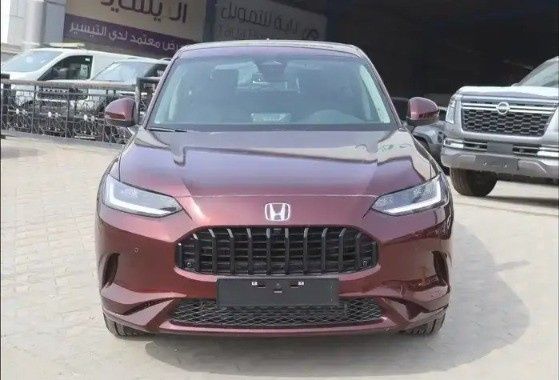 جديدة Honda ZR-V, 1.5 l, 2024 في في المملكة العربية السعودية, الدمام من معرض شركة القرني للسيارات، اللون أحمر.  | AUTO.AE | إعلان #268418