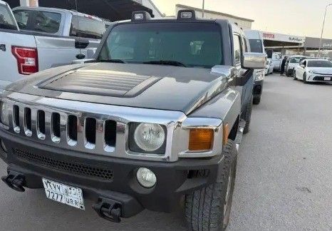 Подержанный Hummer H3, 5.3 л, 2006 в Саудовская Аравия, Даммам от معرض الشموخ كارز Серый цвет. GCC | AUTO.AE | Объявление #258548
