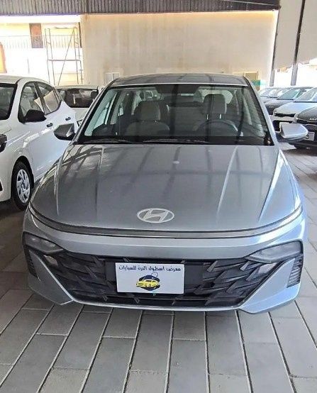 Подержанный Hyundai Accent VI (BN7), 1.5 л, 2024 в Саудовская Аравия, Даммам от معرض اسطول الدرة للسيارات Серый цвет. GCC | AUTO.AE | Объявление #280143