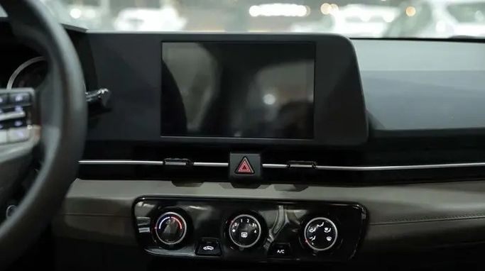 New Hyundai Accent VI (BN7), 1.5 l, 2026 in Saudi Arabia, Dammam by معرض اسطول الدرة للسيارات, Silver color.  | AUTO.AE | Listing #296033 — photo 7 of 9