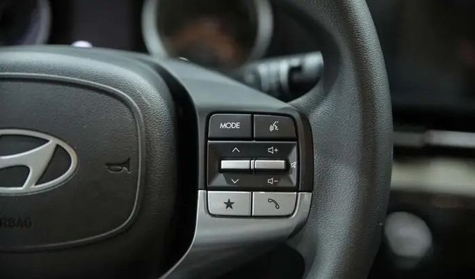 New Hyundai Accent VI (BN7), 1.5 l, 2026 in Saudi Arabia, Dammam by معرض اسطول الدرة للسيارات, Silver color.  | AUTO.AE | Listing #296033 — photo 9 of 9