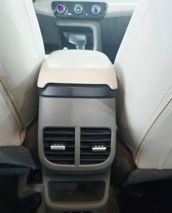 مستعملة Hyundai Accent السادس (BN7)، 1.5 لتر، 2024 في المملكة العربية السعودية، الدمام من معرض اسطول الدرة للسيارات، اللون أبيض.  | AUTO.AE | إعلان #296066 — صورة 15 من 16