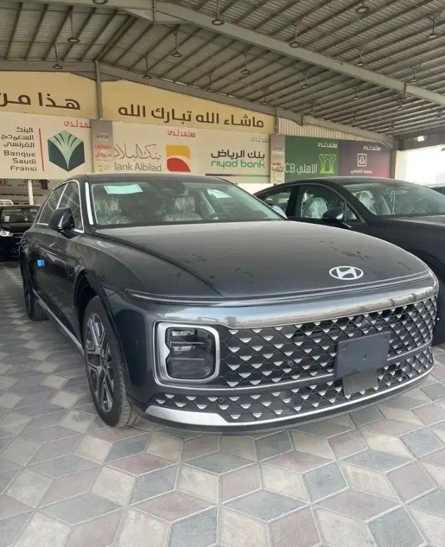 New Hyundai Azera VII (GN7), 3.5 l, 2024 in Saudi Arabia, Dammam by معرض مجموعة الفجر الجديد للسيارات, Black color.  | AUTO.AE | Listing #258908