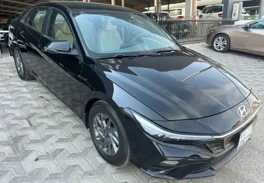 Used Hyundai Elantra VII (CN7) Facelift, 2.0 l, 2025 in Saudi Arabia, Dammam by معرض المهنا للسيارات, Black color. GCC Specs | AUTO.AE | Listing #259369
