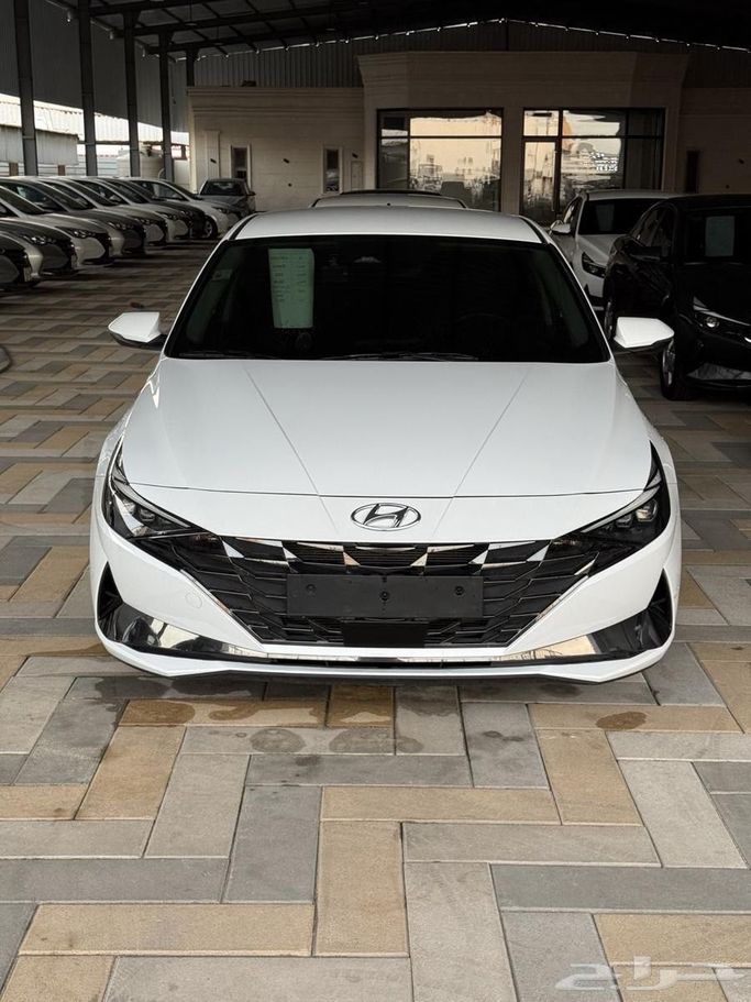 Used Hyundai Elantra VII (CN7), 1.6 l, 2023 in Saudi Arabia, Dammam by مجموعة الخليج للسيارات, White color.  | AUTO.AE | Listing #261906