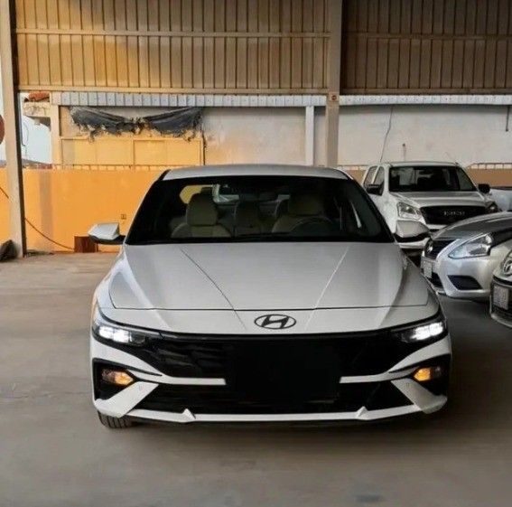 مستعملة Hyundai Elantra عملية فيس ليفت VII (CN7), 1.4 l, 2024 في في المملكة العربية السعودية, الدمام من معرض سطام الزعبي للسيارات، اللون أبيض.  | AUTO.AE | إعلان #263445