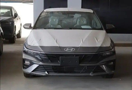 Новый Hyundai Elantra VII (CN7) Рестайлинг, 1.5 л, 2026 в Саудовская Аравия, Даммам от معرض شركة القرني للسيارات Серый цвет.  | AUTO.AE | Объявление #267969
