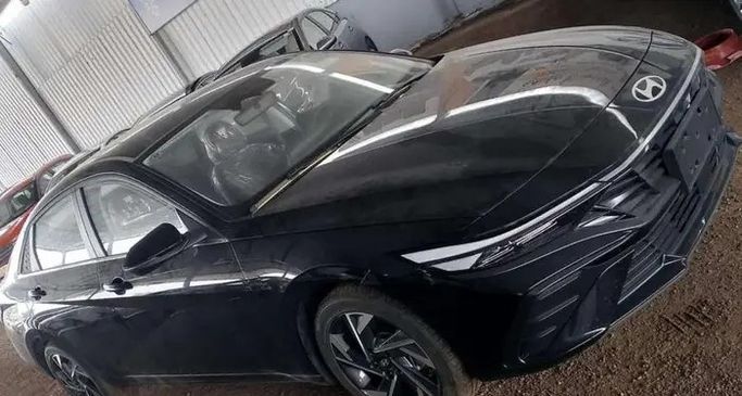 Новый Hyundai Elantra VII (CN7) Рестайлинг, 1.5 л, 2025 в Саудовская Аравия, Даммам от معرض اسطول الدرة للسيارات Черный цвет.  | AUTO.AE | Объявление #296029 — фото 3 из 9