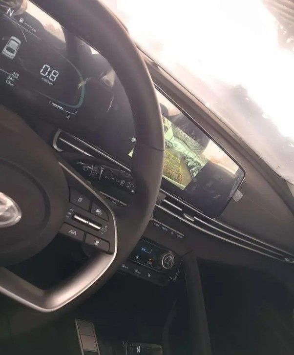 Новый Hyundai Elantra VII (CN7) Рестайлинг, 1.5 л, 2025 в Саудовская Аравия, Даммам от معرض اسطول الدرة للسيارات Черный цвет.  | AUTO.AE | Объявление #296029 — фото 8 из 9