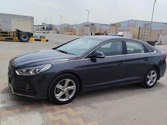 Подержанный Hyundai Sonata VII (LF) Рестайлинг, 2.0 л, 2018 в Саудовская Аравия, Даммам от معرض شبيب للسيارات Черный цвет.  | AUTO.AE | Объявление #262897