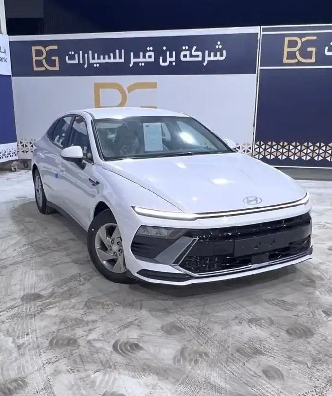 جديدة Hyundai Sonata عملية فيس ليفت VIII (DN8), 2.5 l, 2026 في في المملكة العربية السعودية, الدمام من شركة بن قير للسيارات، اللون أبيض.  | AUTO.AE | إعلان #280984