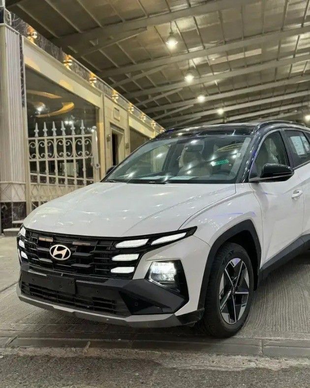 جديدة Hyundai Tucson فيس ليفت IV, 2.5 l, 2025 في في المملكة العربية السعودية, الدمام من معرض مجموعة الفجر الجديد للسيارات، اللون أبيض.  | AUTO.AE | إعلان #258865