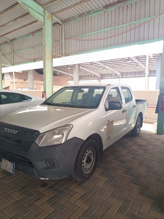Подержанный Isuzu D-Max II Рестайлинг, 2.5 л, 2022 в Саудовская Аравия, Даммам от معرض رواحل للسيارات Белый цвет. GCC | AUTO.AE | Объявление #258409
